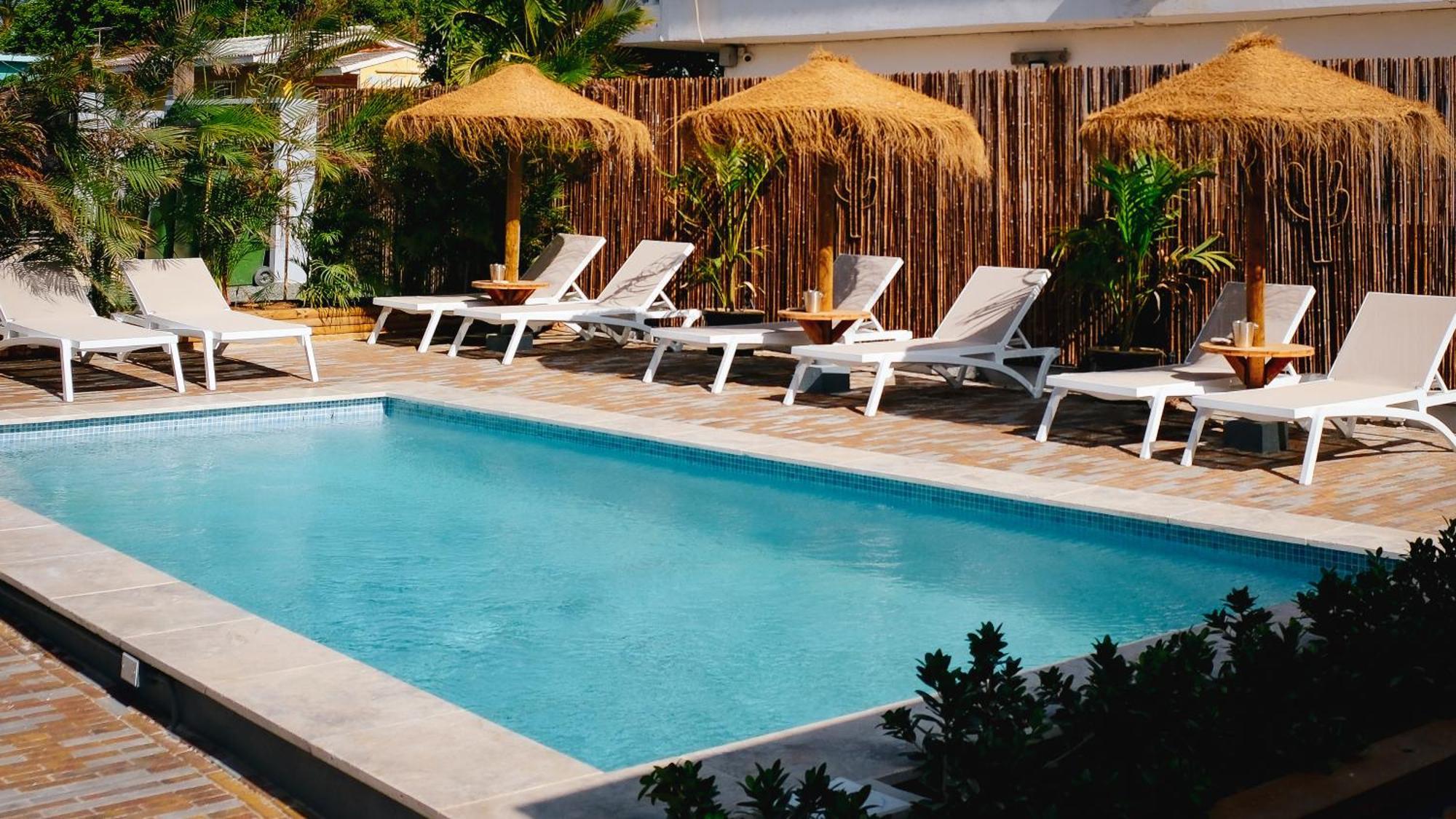 Tiki Blou - Mini Resort Centraal Gelegen Tussen Mambo Beach & Jan Thiel Віллемстад Екстер'єр фото